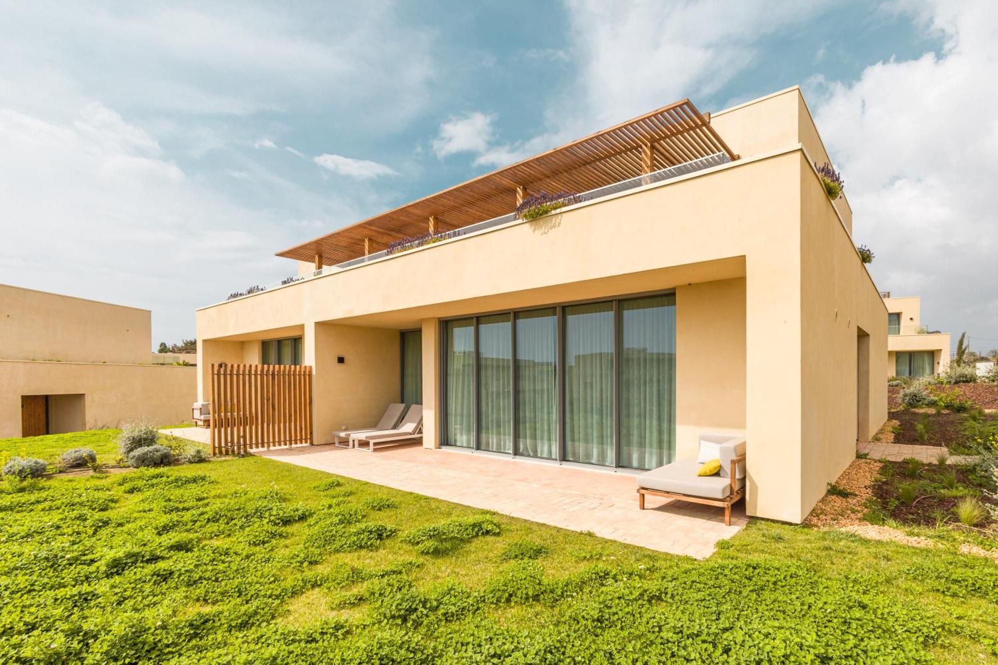 White Shell Beach Villas Porches  Exteriör bild